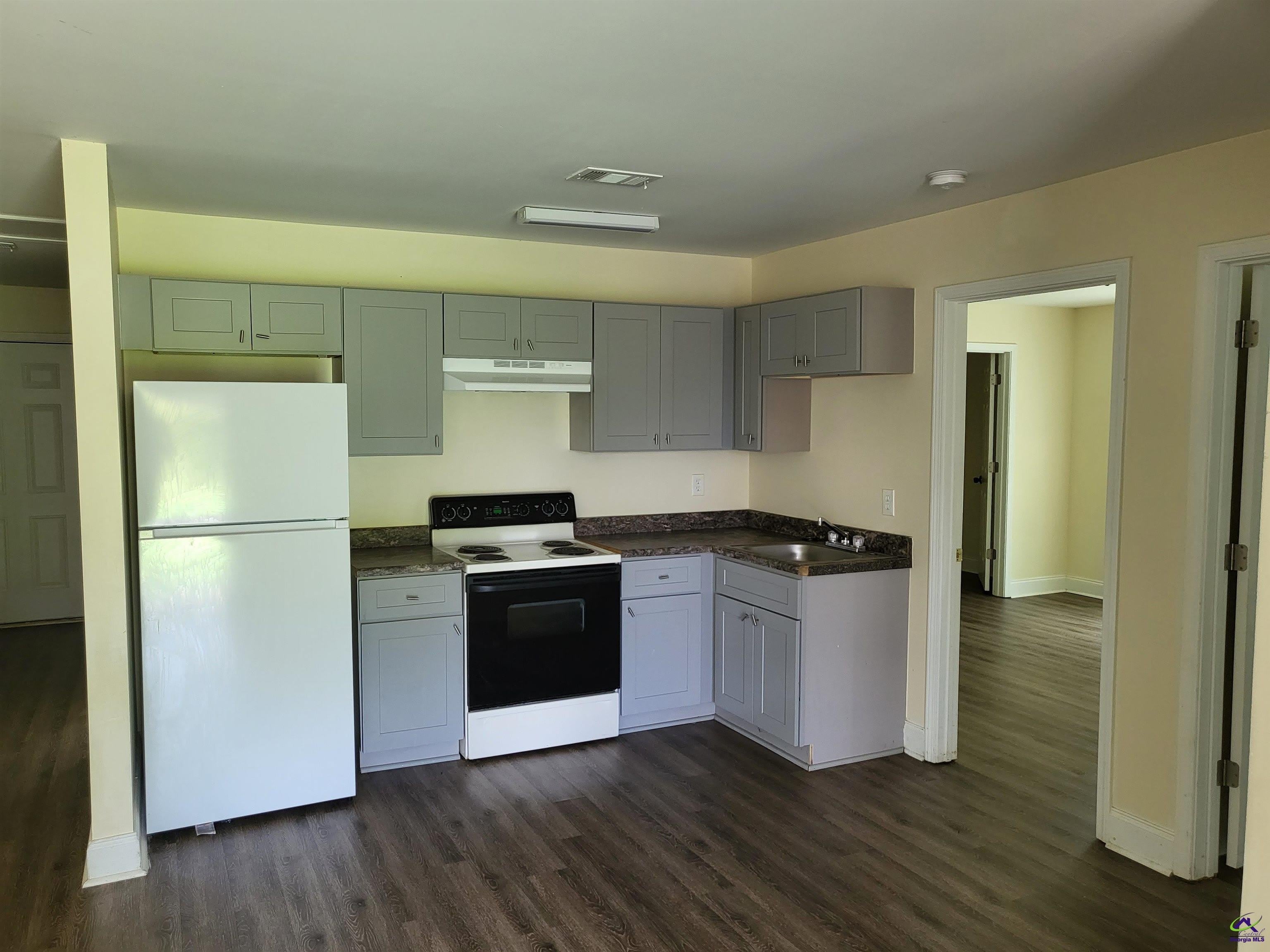 119 "C" Ronald Pride Boulevard – photo 4