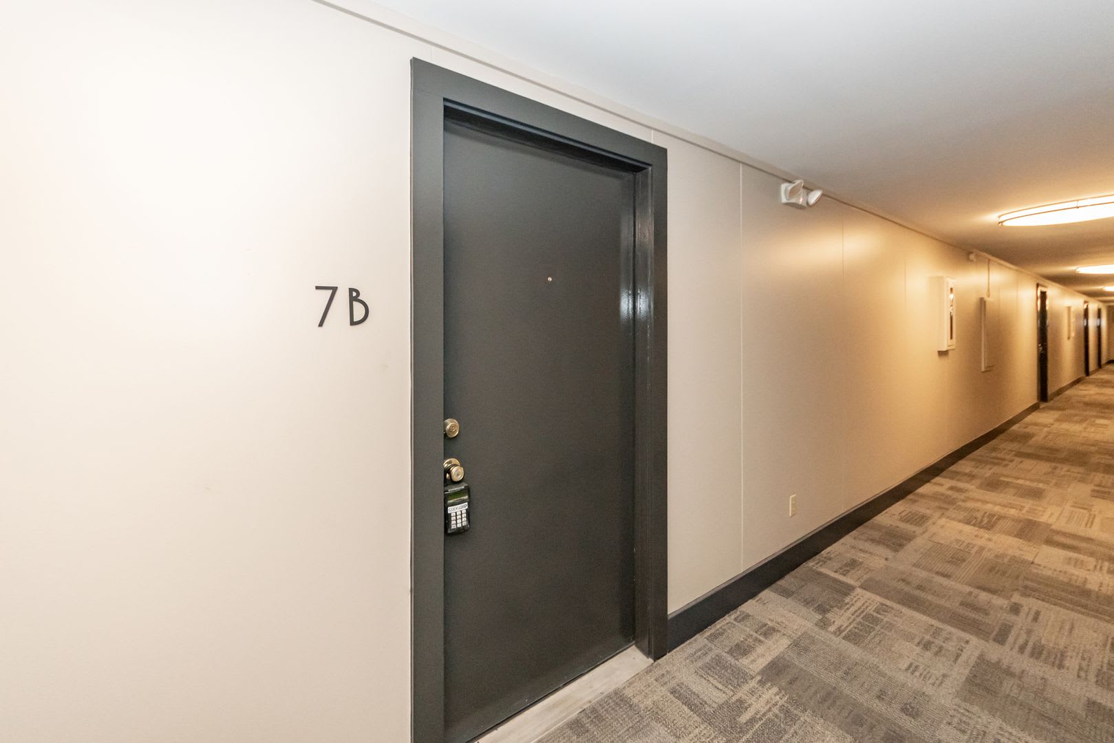 1 Bedroom, 1 Bathroom Condo in Downtown Charleston – photo 5