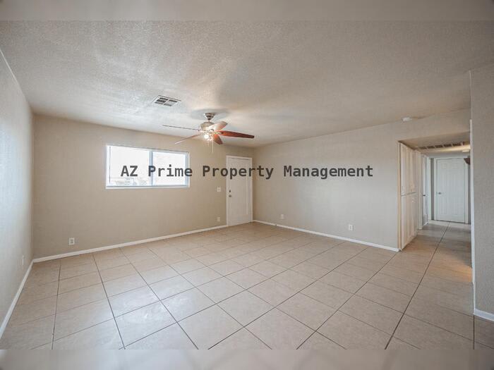 2062 East Nancy Lane – photo 5