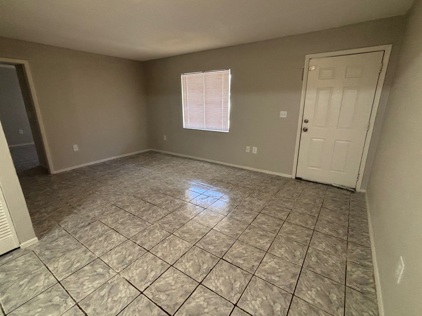 KAI9s 7plex 921 33rd Ave W Bradenton – photo 4