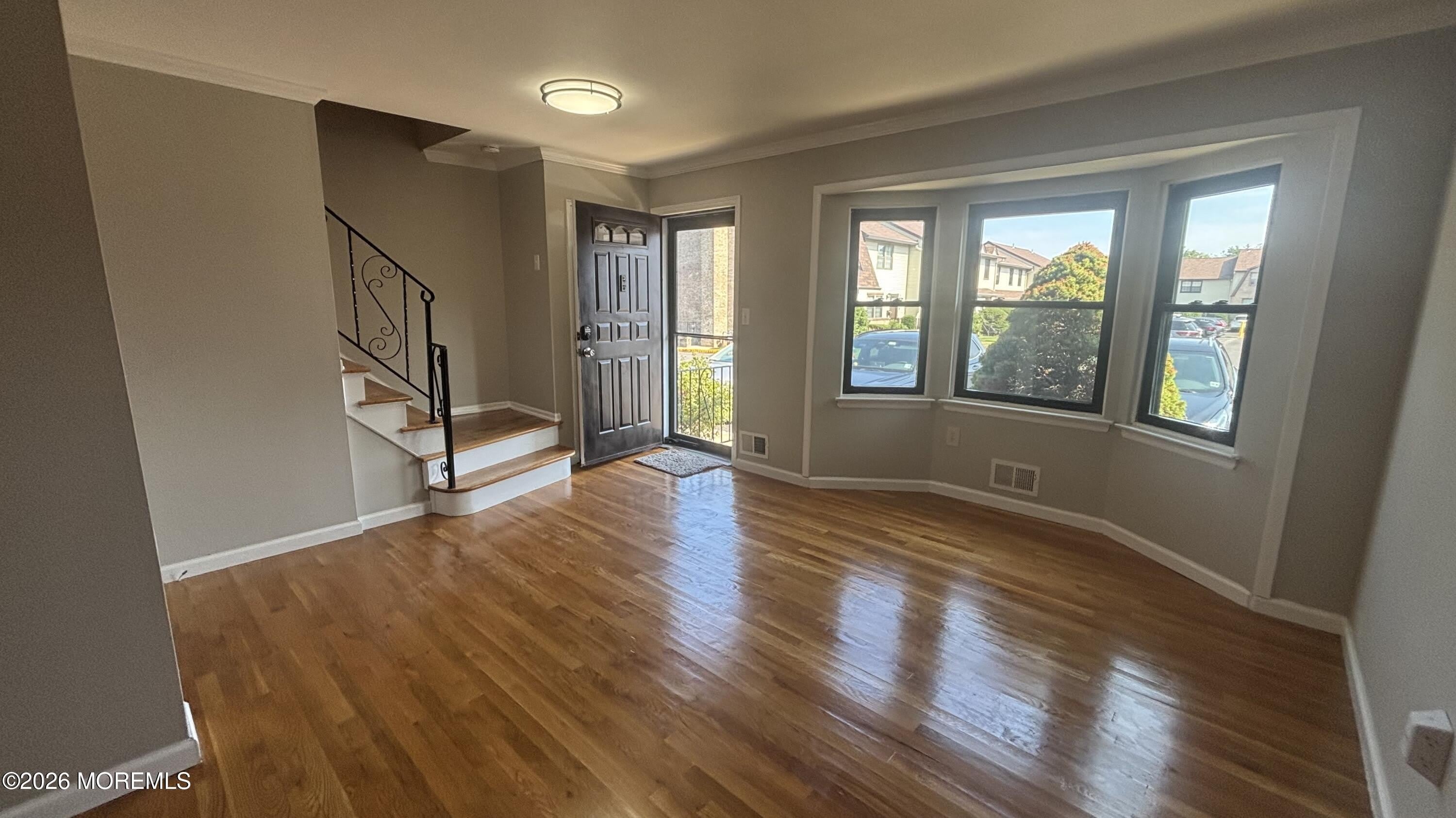 41 Village Green Way – photo 2