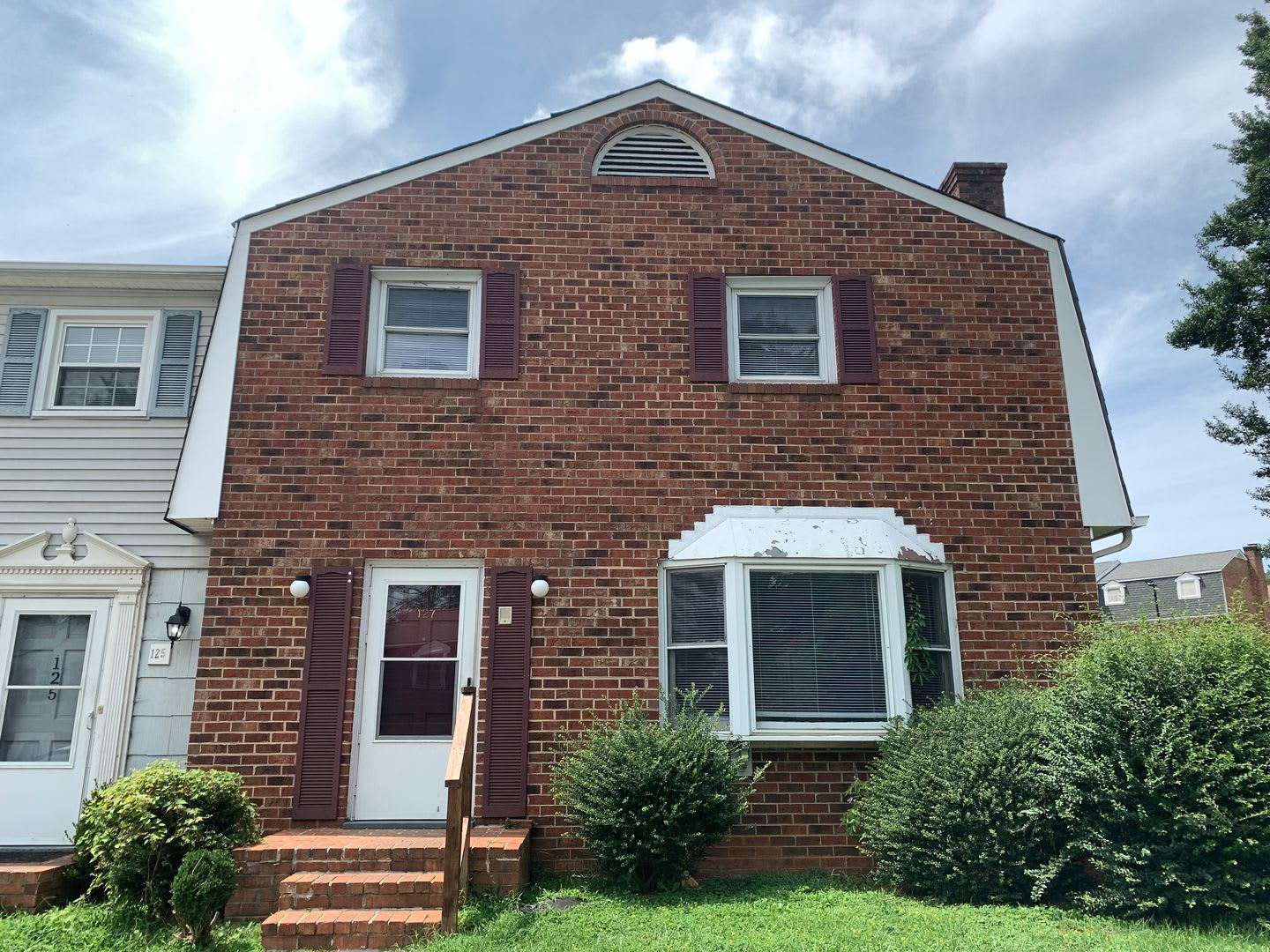 End Unit Townhome off Old Forest Road – photo 1