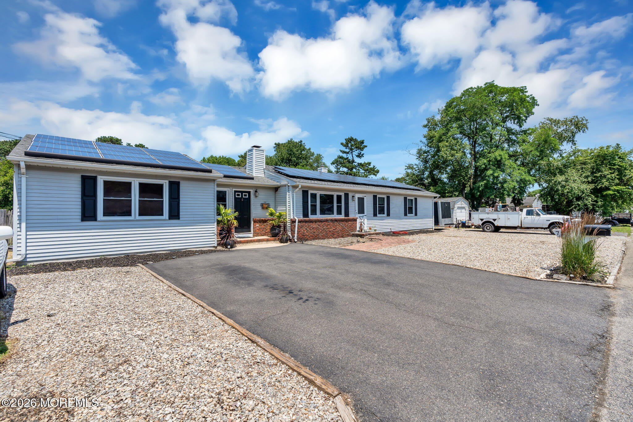 725 8Th Avenue – photo 5