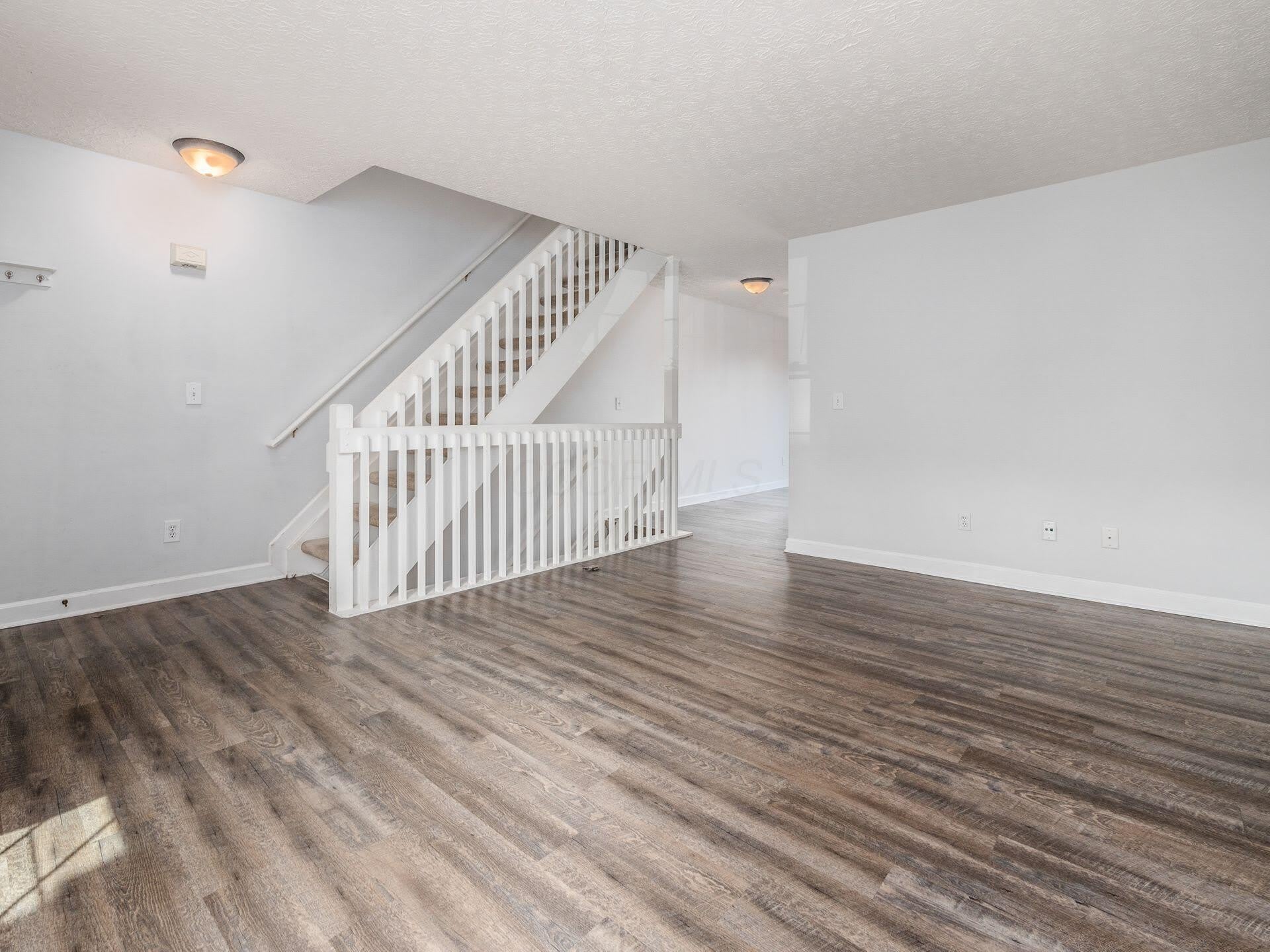 952 Charleston Way Drive – photo 5
