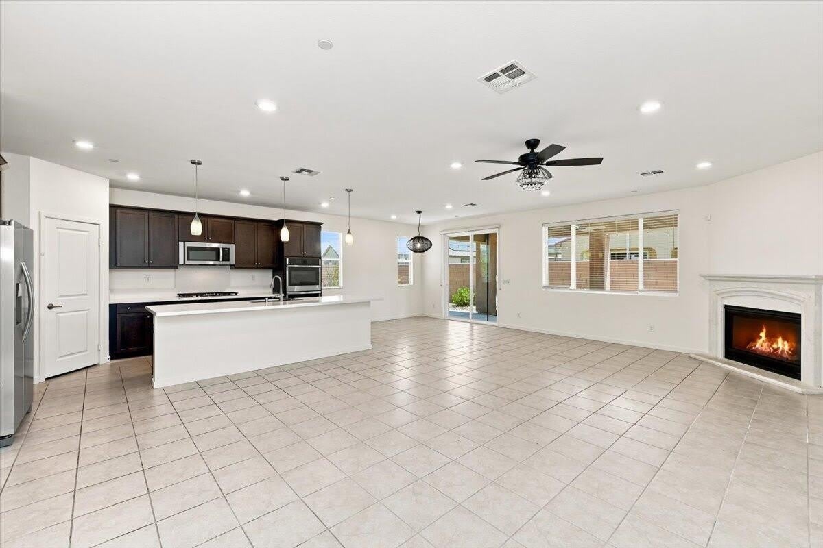 40082 Catania Court – photo 2
