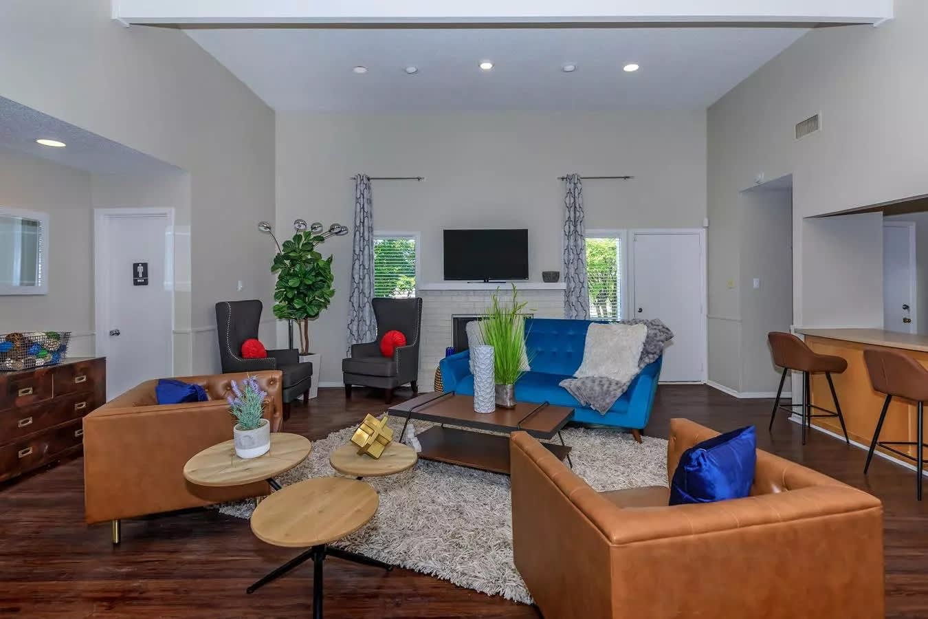 Summit at Valley Heights Apartments – photo 2
