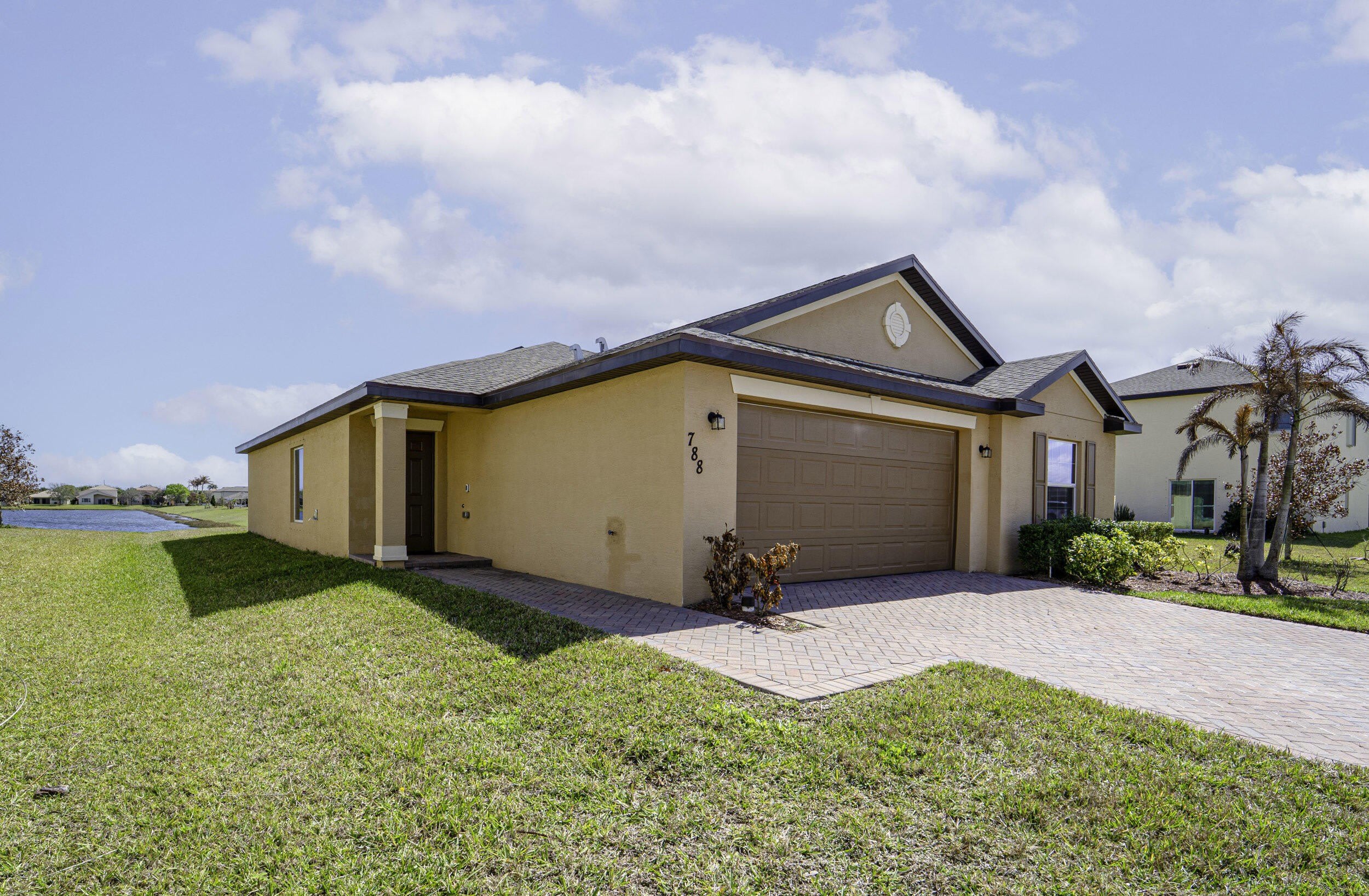 788 Worlington Lane – photo 3