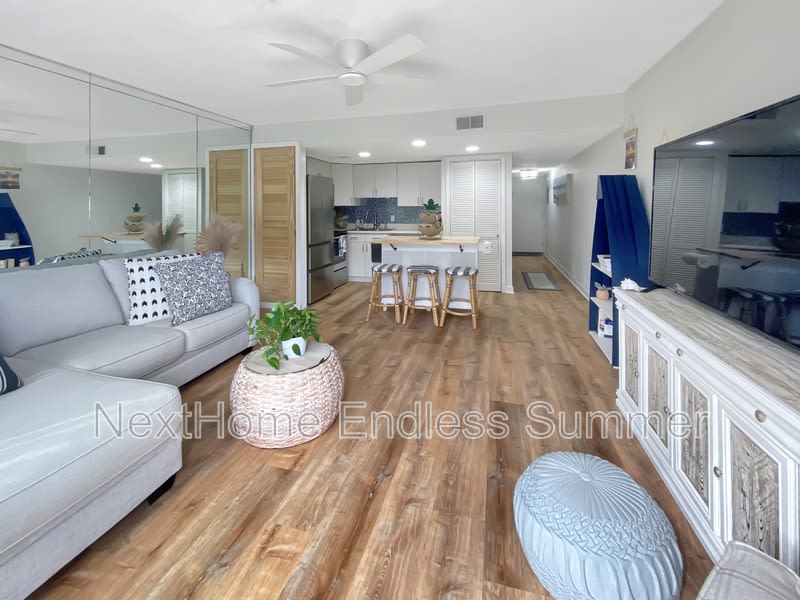 1107 1st Street South, #J – photo 4