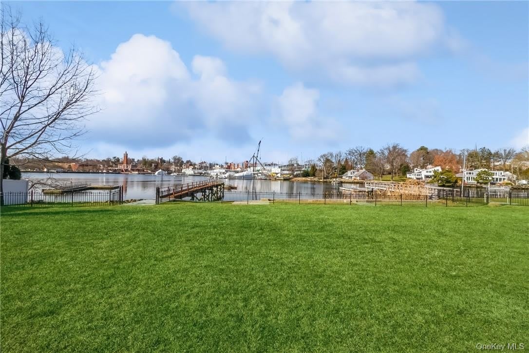 632 Shore Acres Drive – photo 4