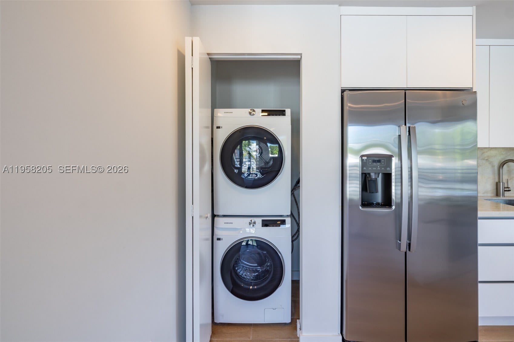 1376 Sw 4Th St – photo 3