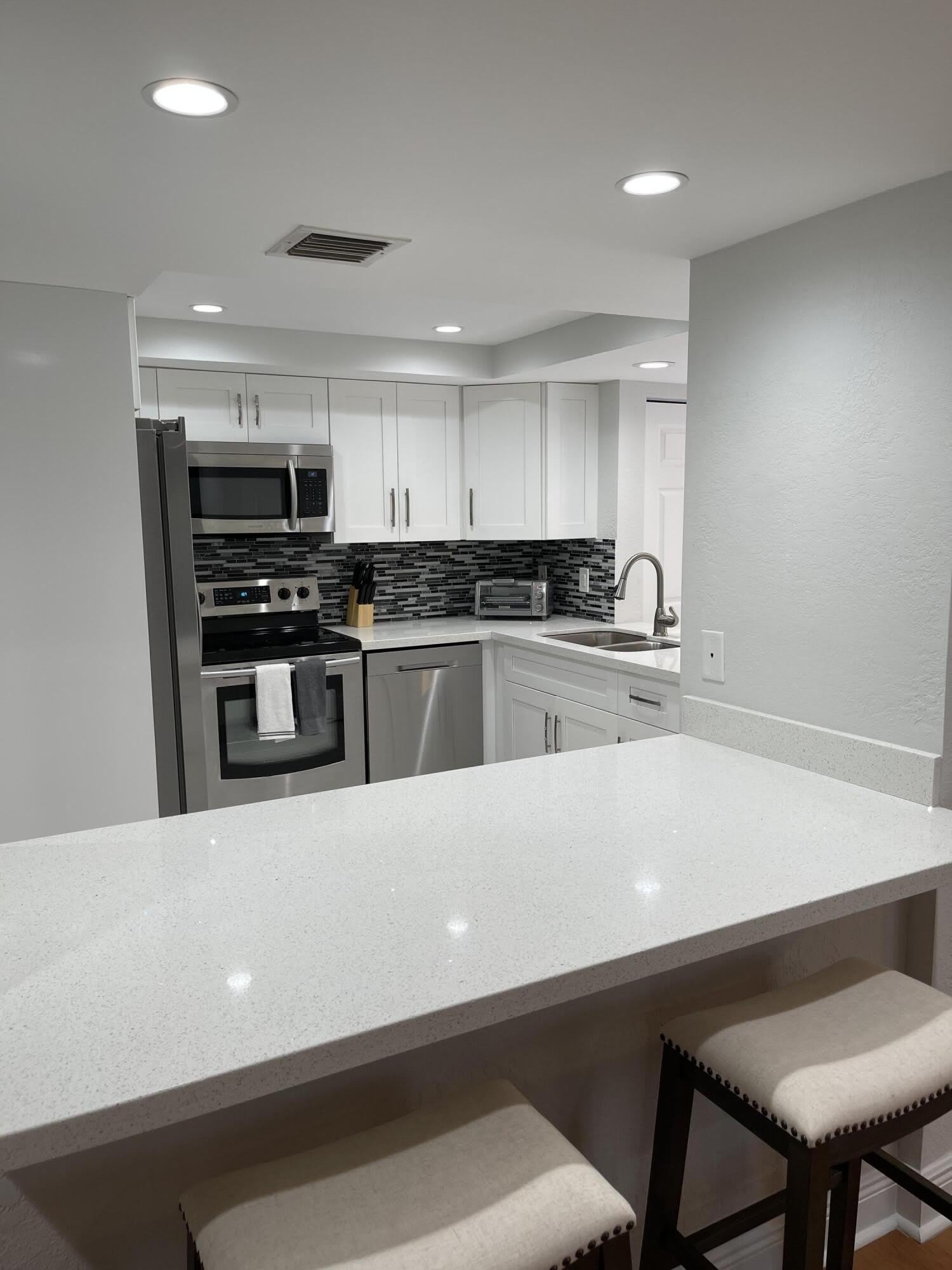 1660 Twelve Oaks Way – photo 4