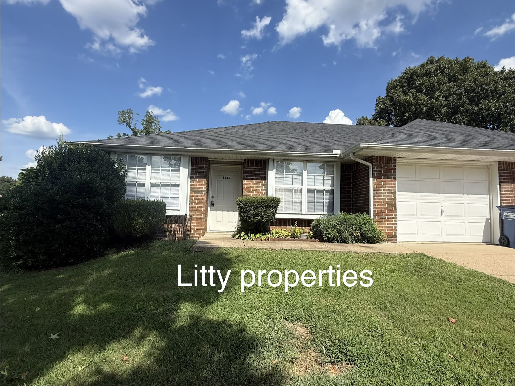 1505 Stonebrook Court – photo 2