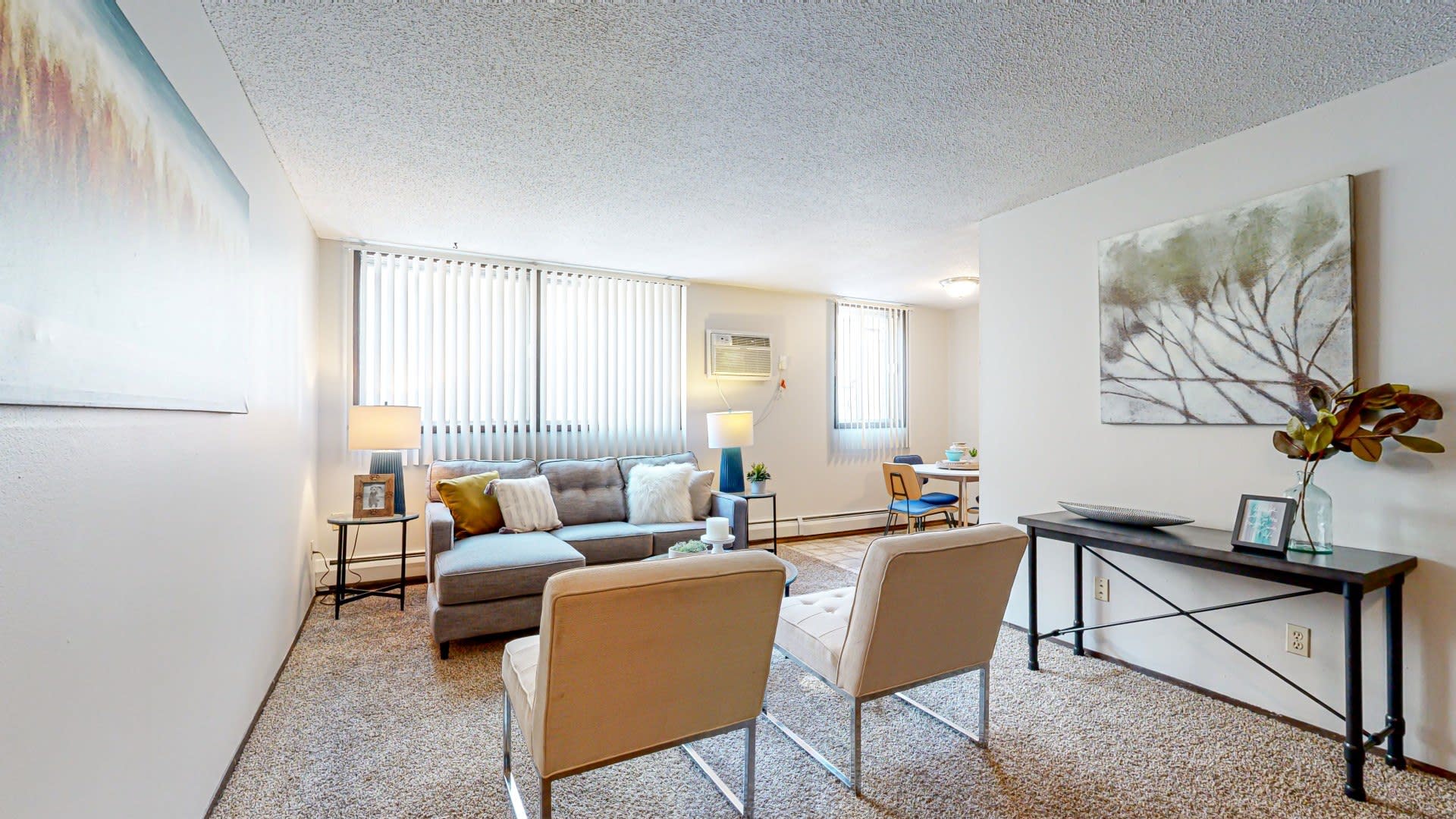 624 Huron – photo 2