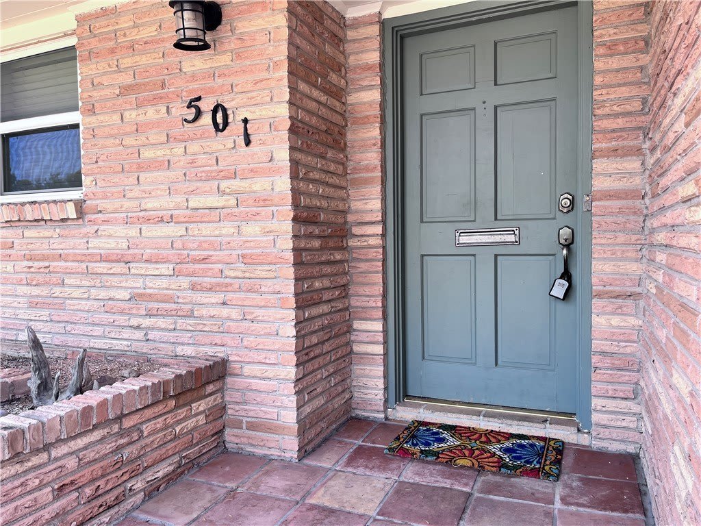 501 Dolphin Place – photo 2