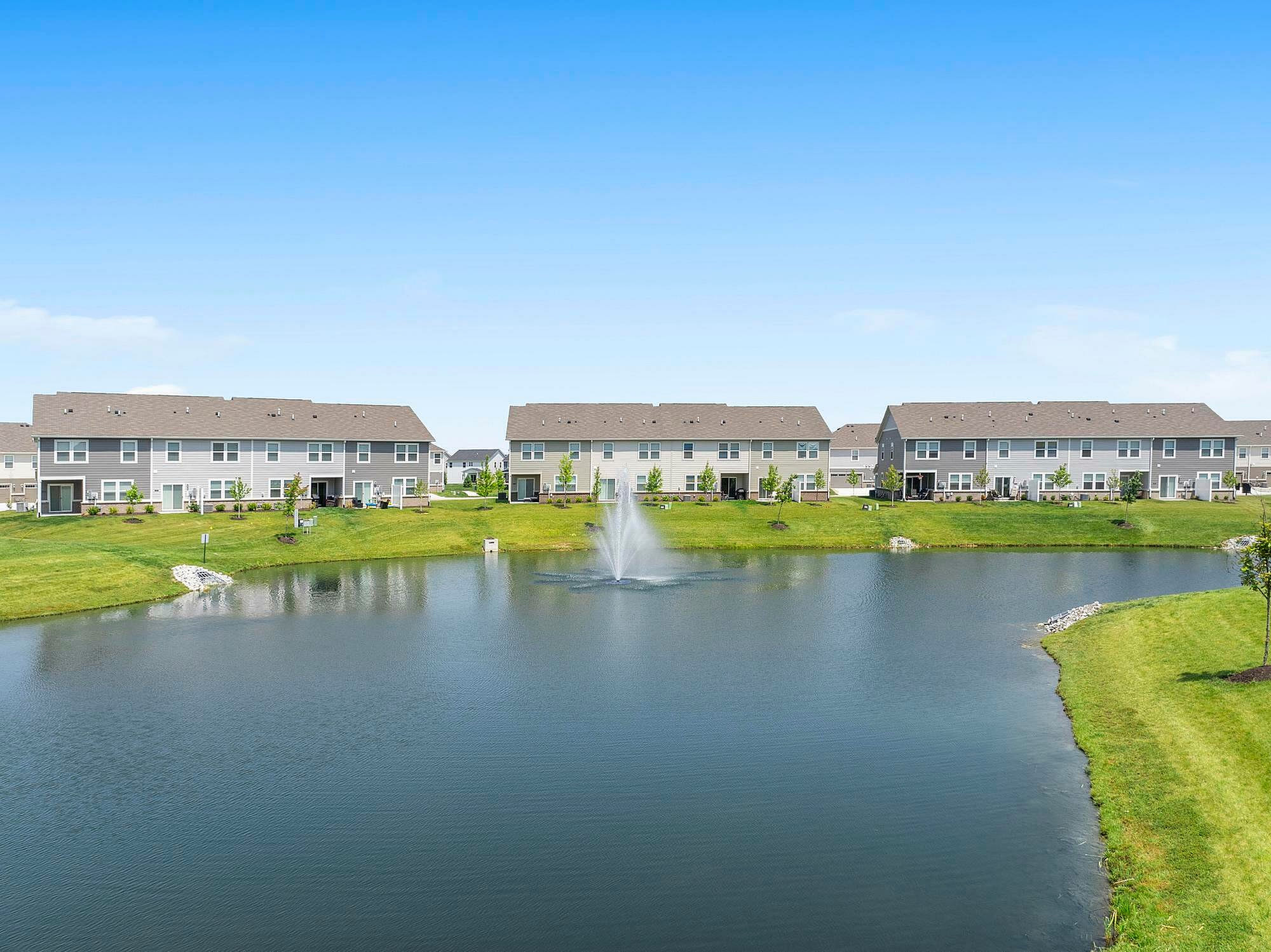 Casey Corner Townhomes for Rent – photo 1