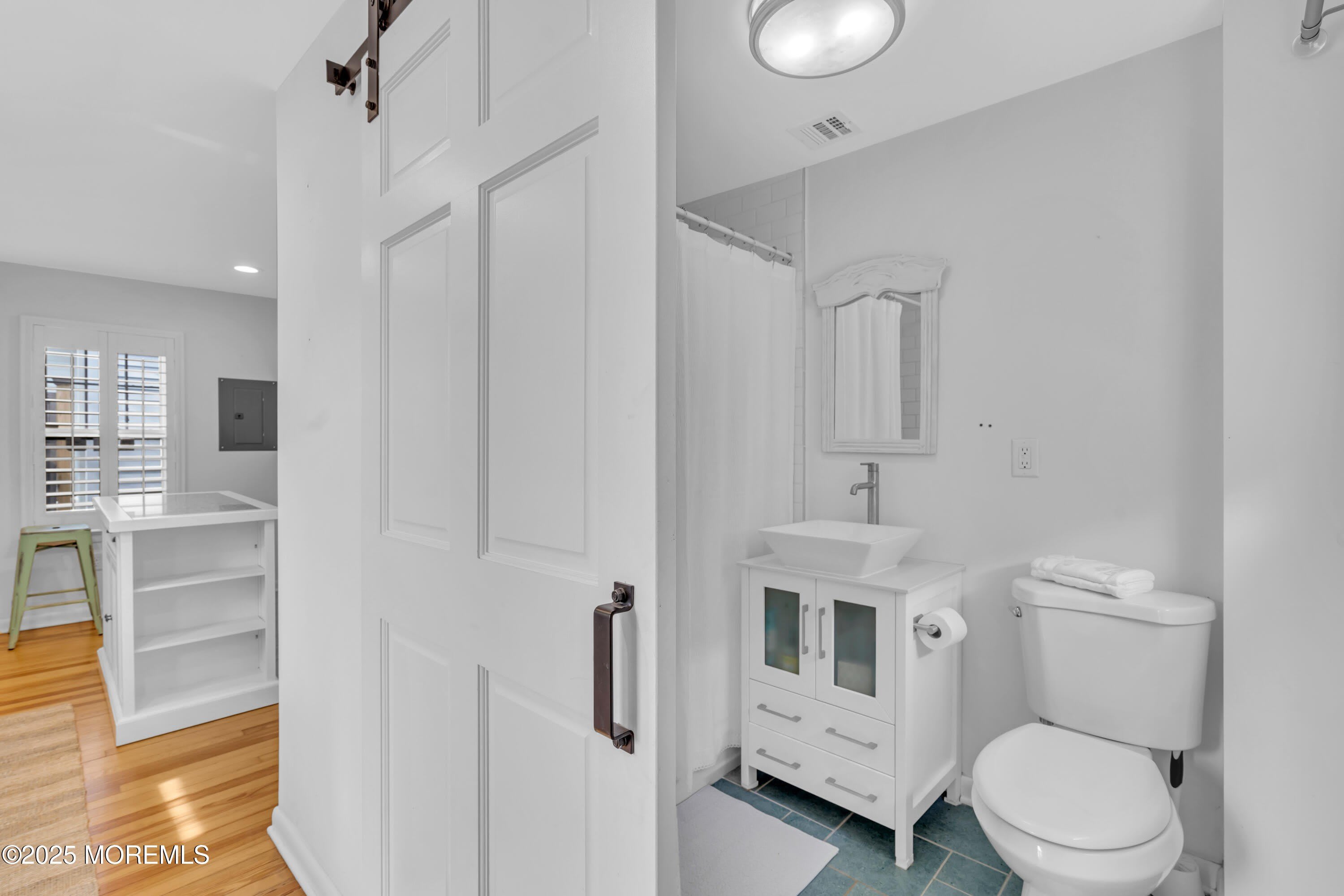 629 Redmond Avenue – photo 3