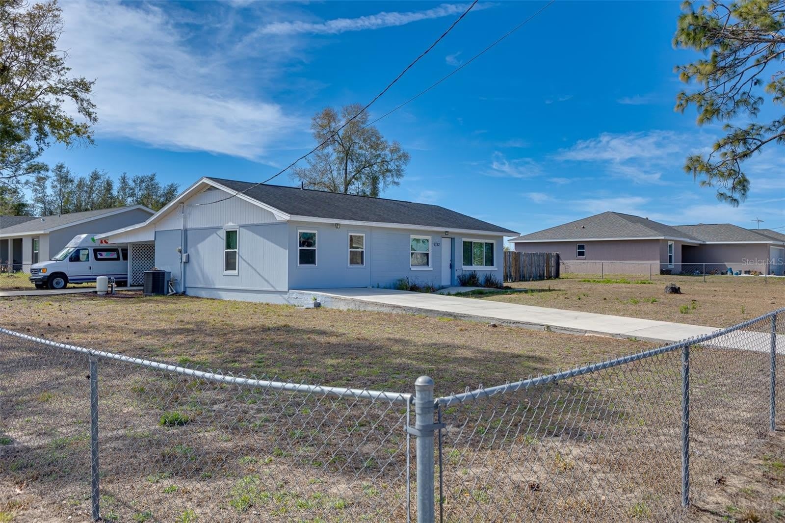 9782 SE 157TH Lane – photo 2