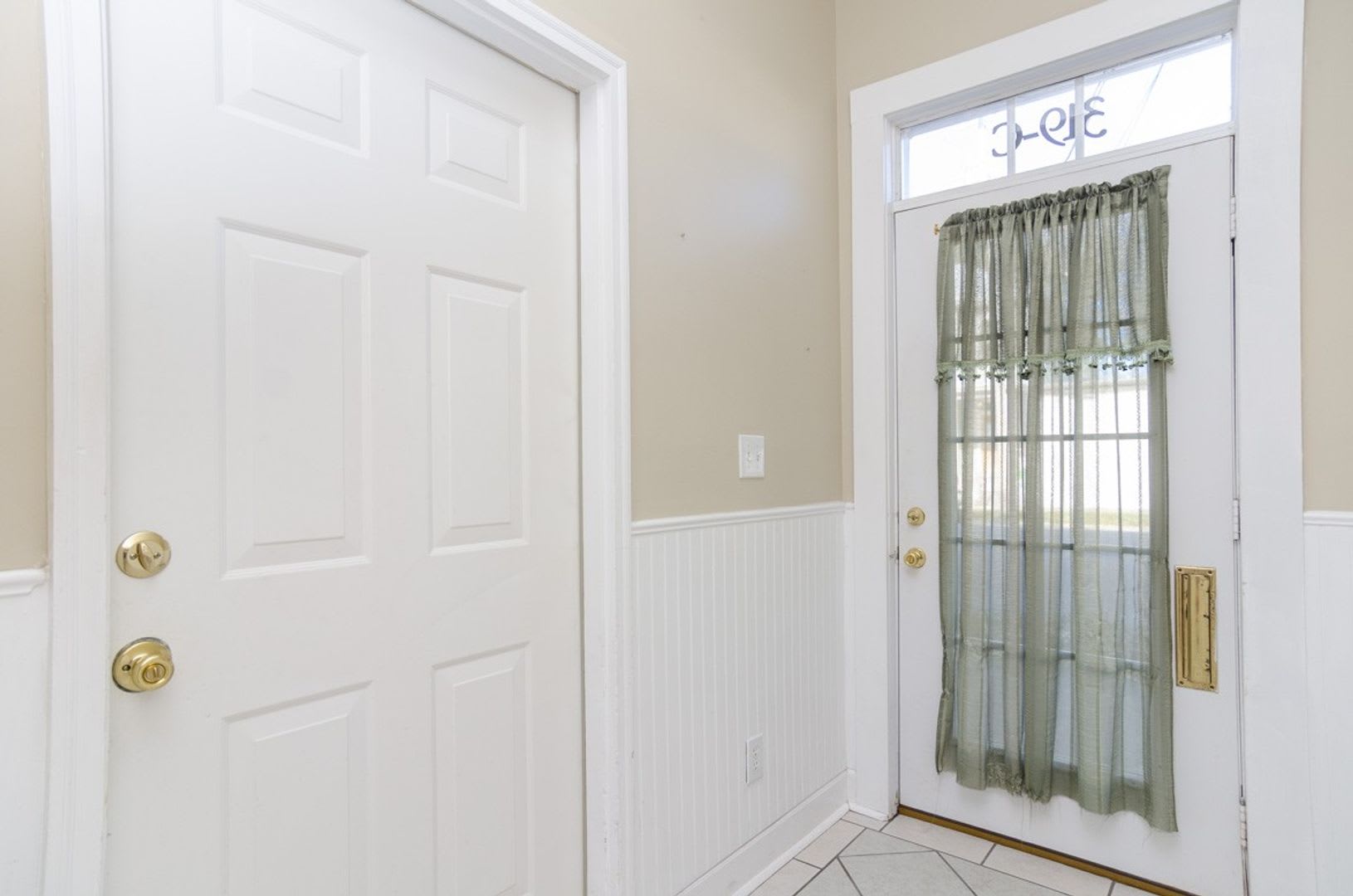 319-C North Fourth Street – photo 4