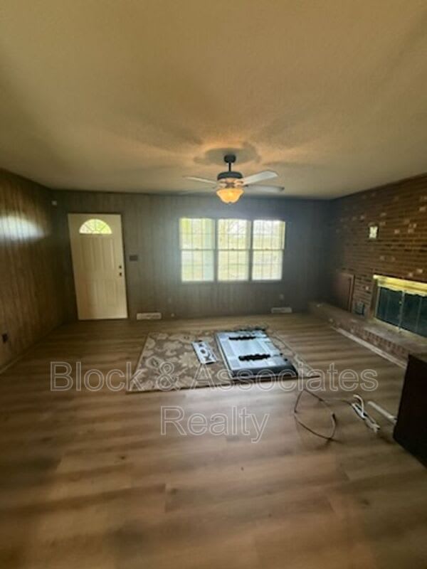 7176 New Hope Rd – photo 4