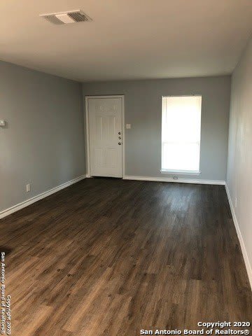 7361 Cherrybrook St – photo 5
