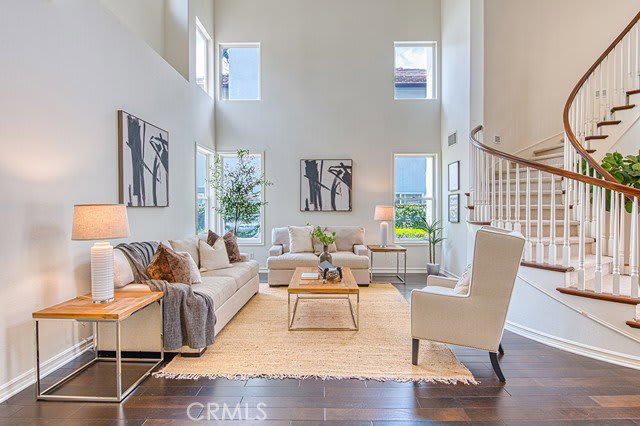 30 Eisenhower Lane – photo 5
