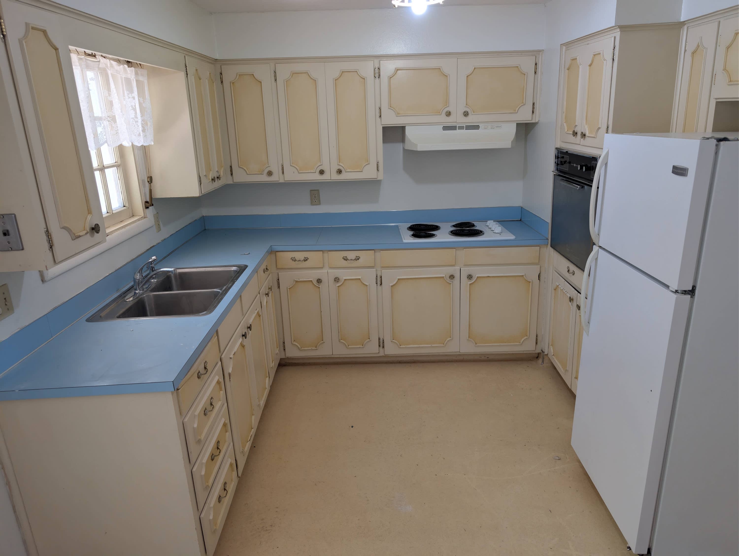372 West 16Th Street 2 – photo 2