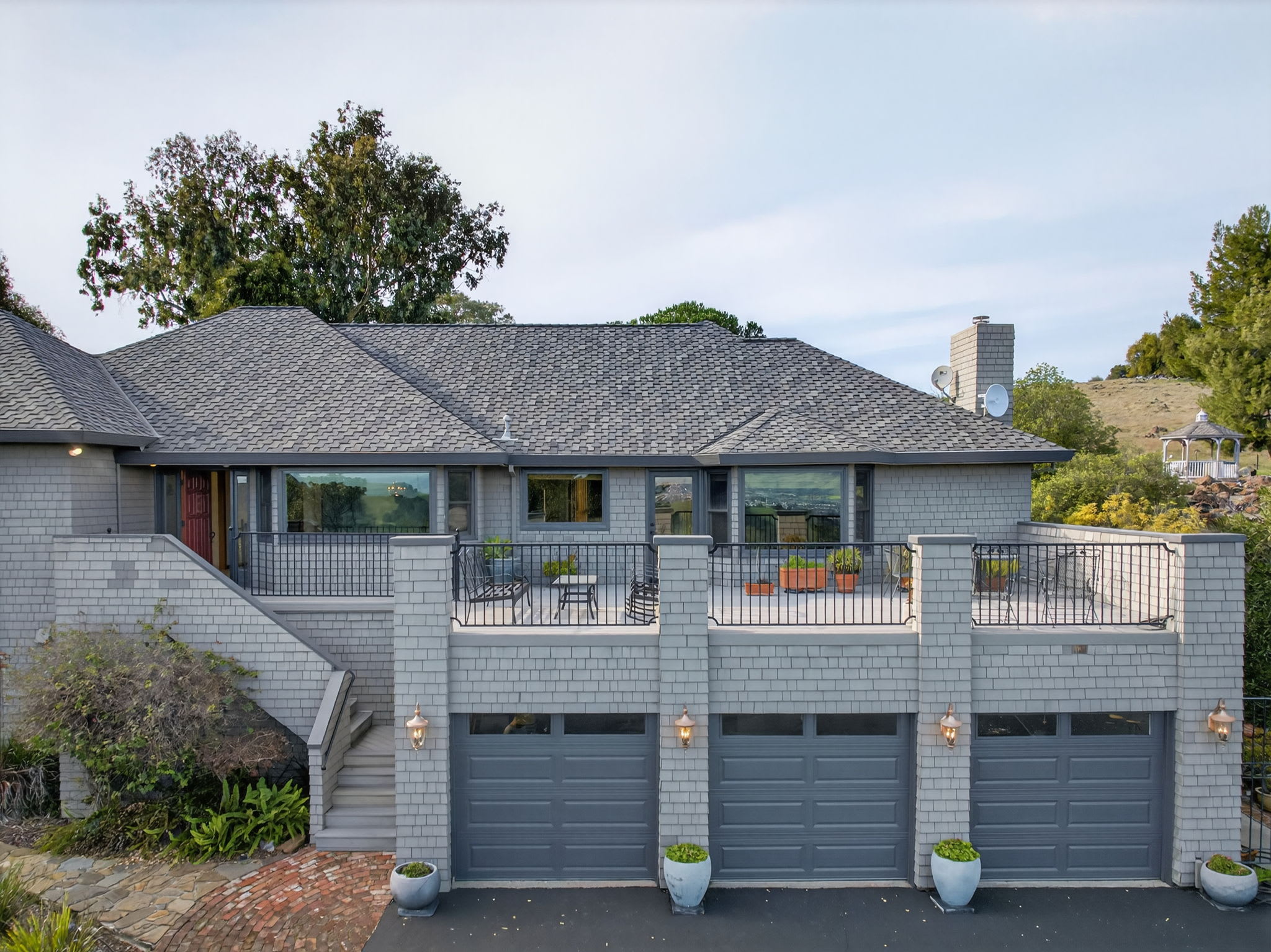 18750 Castle Hill Dr – photo 2