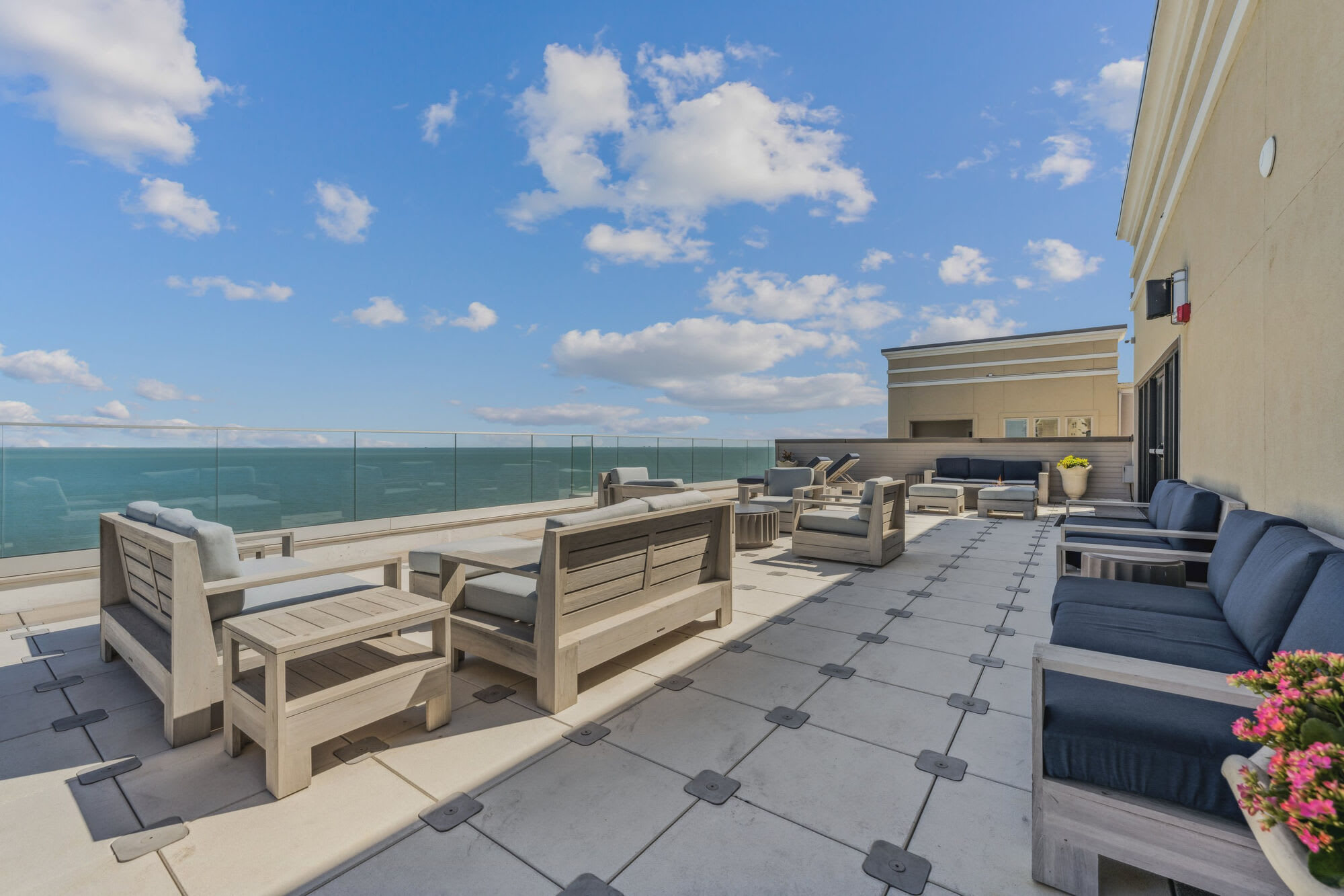 The Alexa Luxury Apartments I & II – photo 3