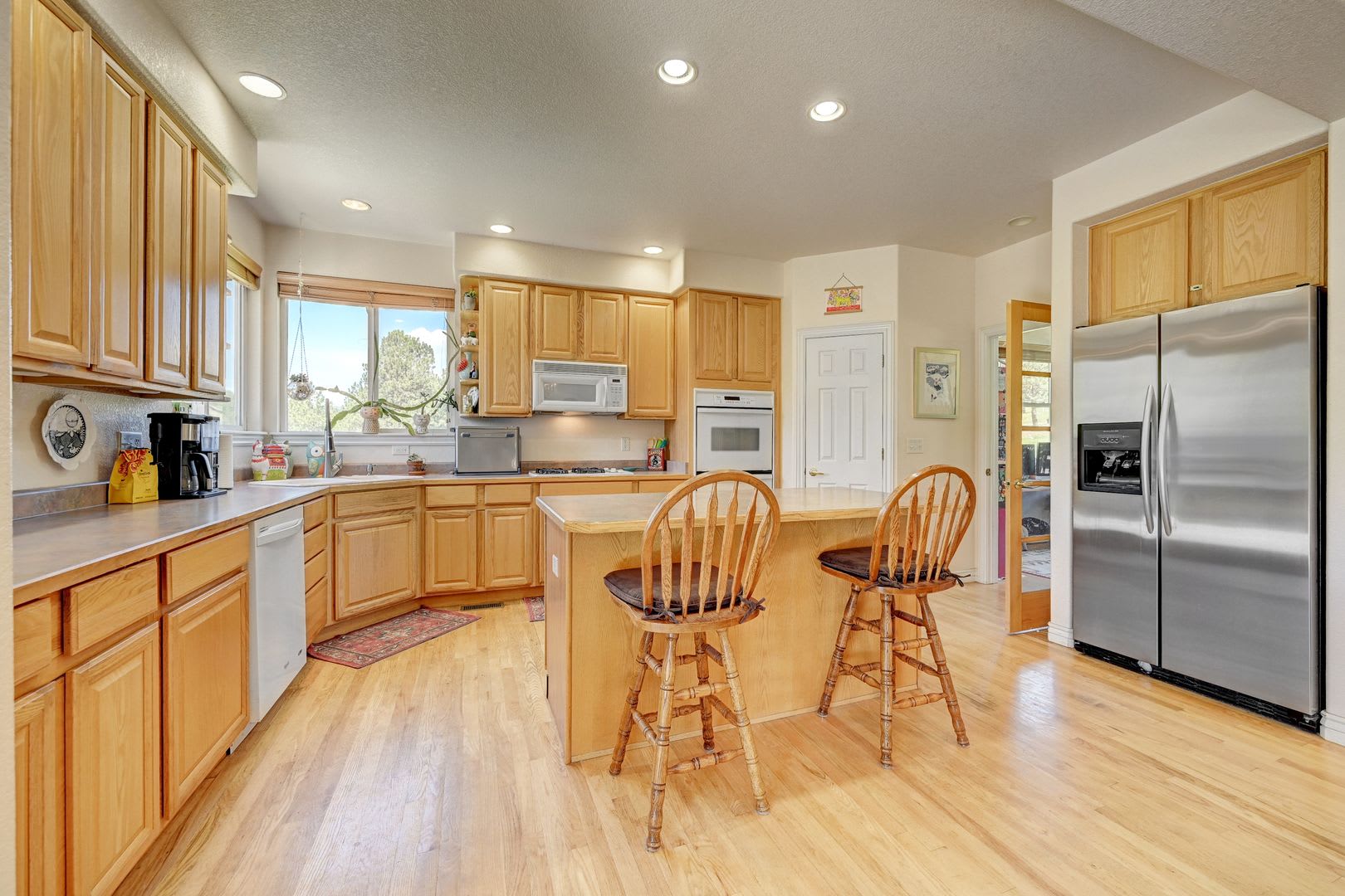 Beautiful Evergreen Home – photo 5