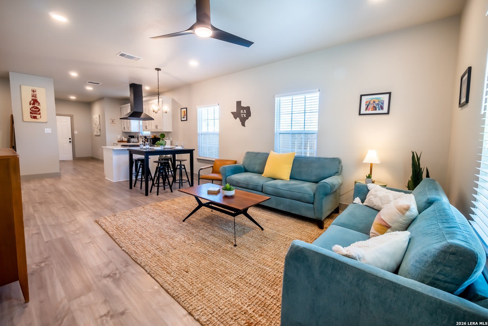 1123 S Olive – photo 4