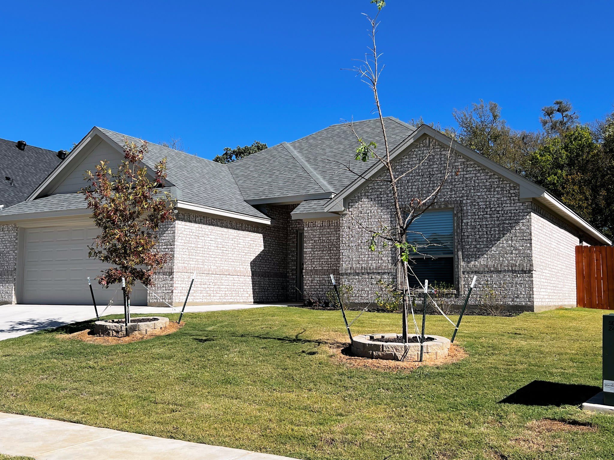 219 Clover Circle – photo 2