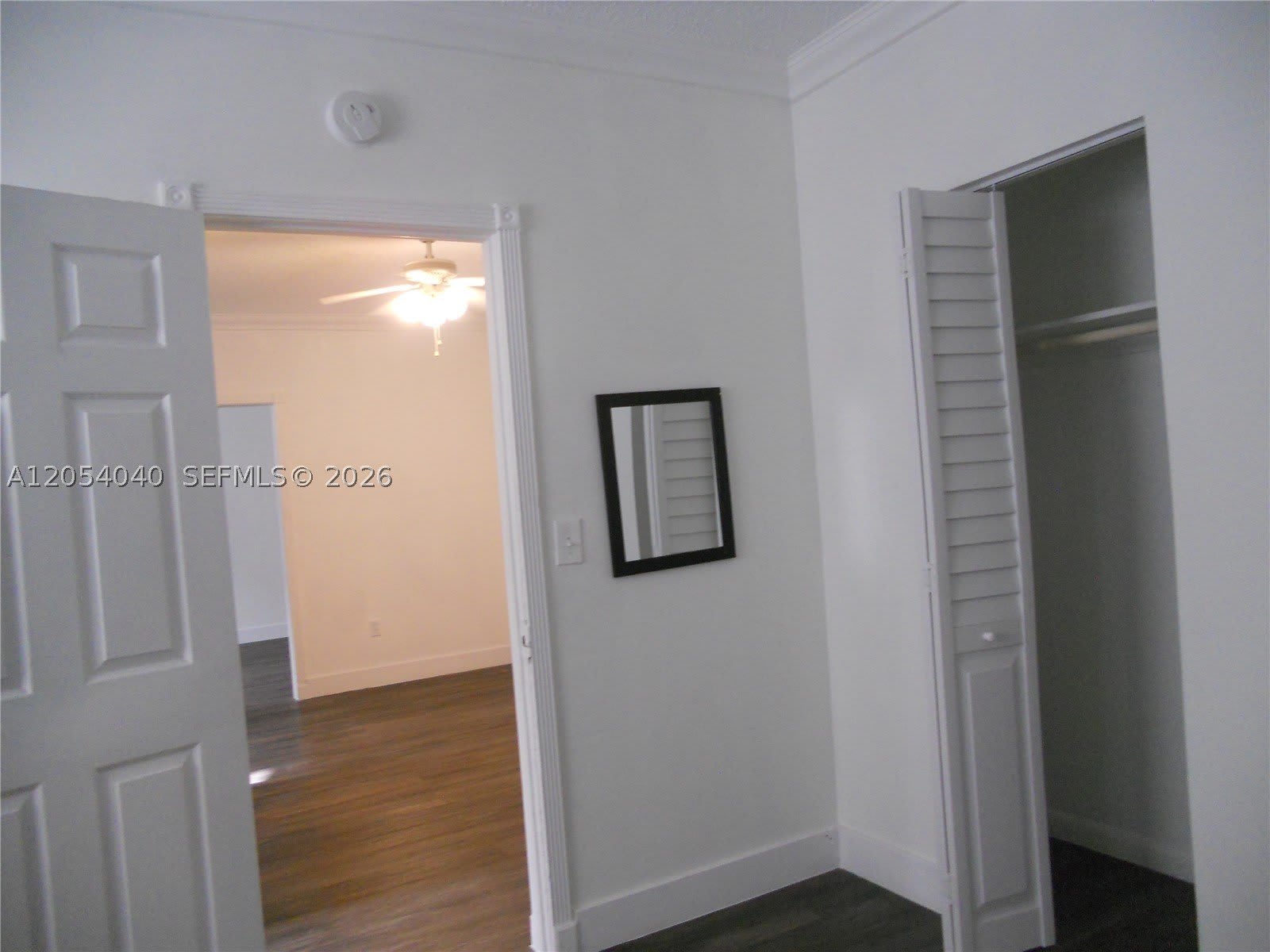 1043 NW 2nd St – photo 2