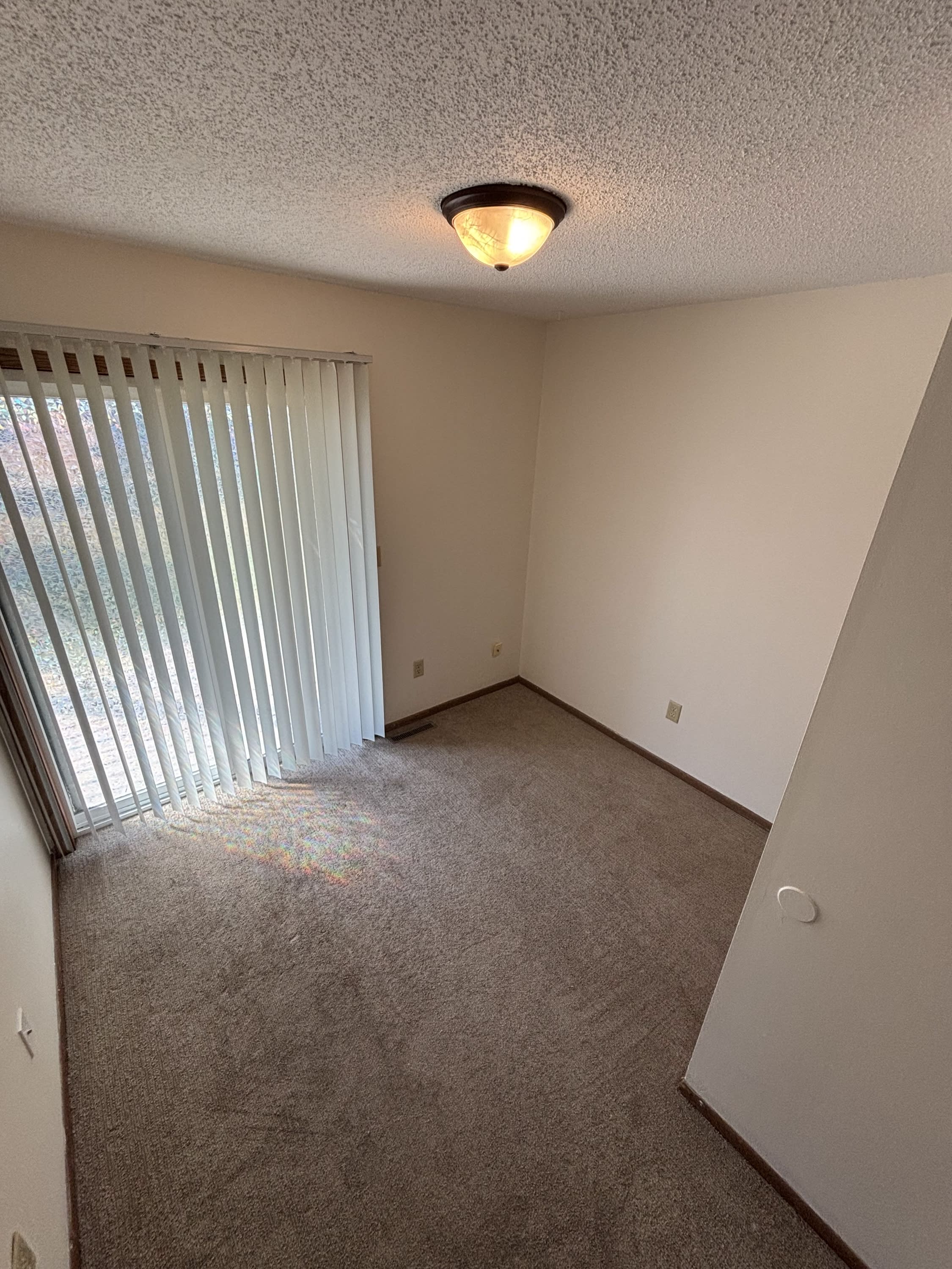 7585 79th Street South – photo 4