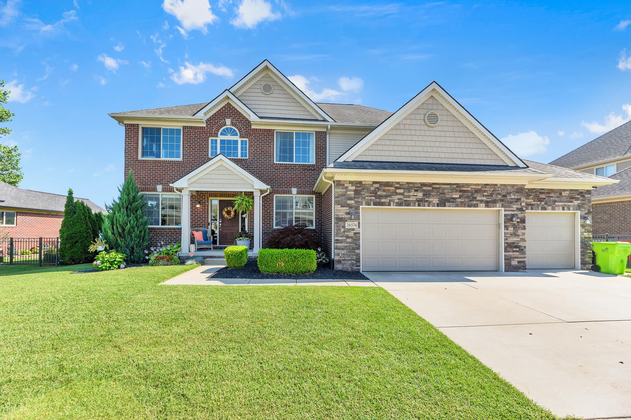 26574 Bronx Drive – photo 1