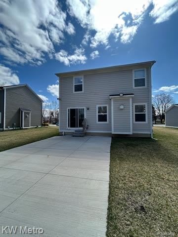 2323 E Maple Road – photo 3