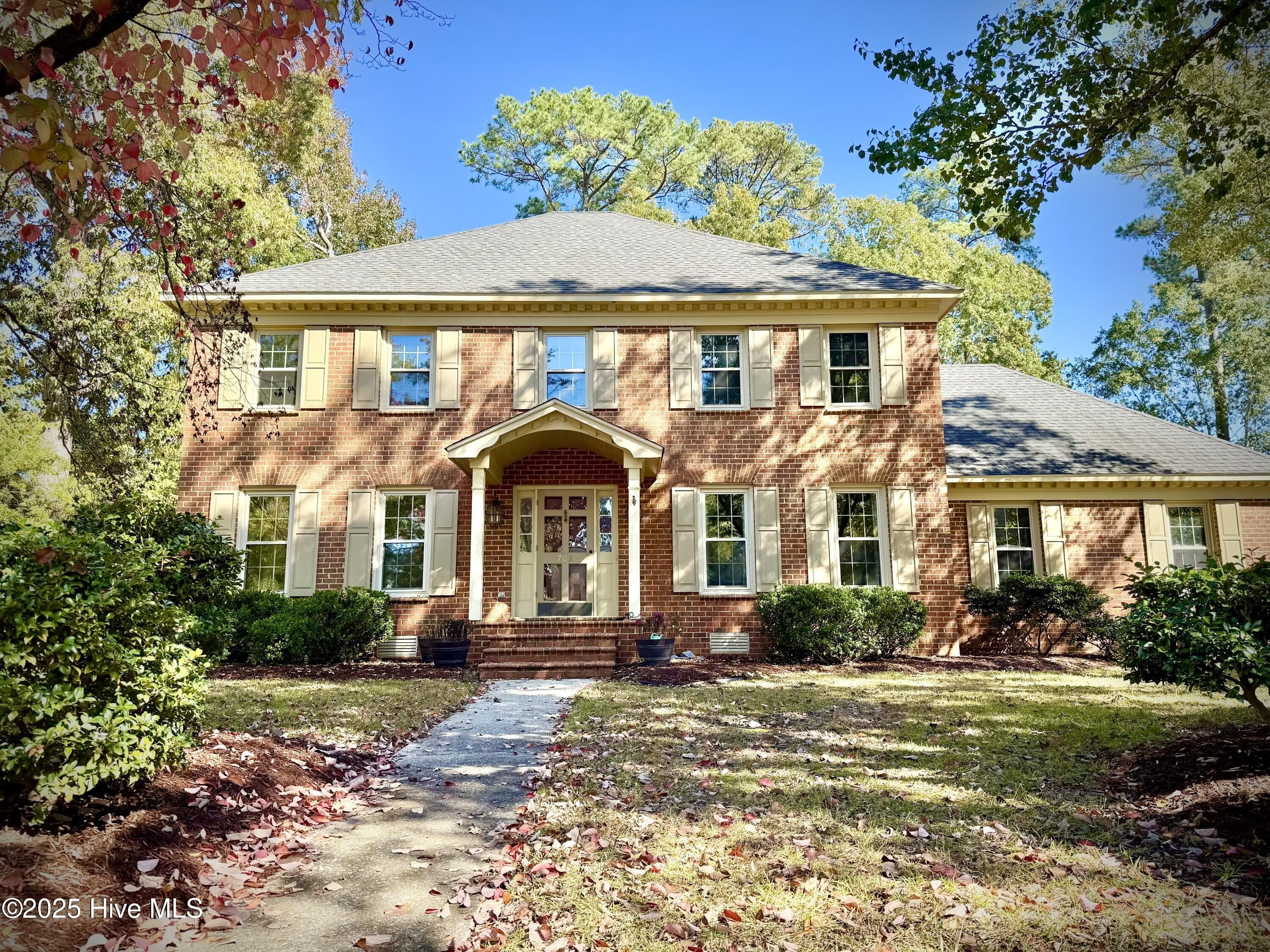 703 Daventry Drive – photo 1