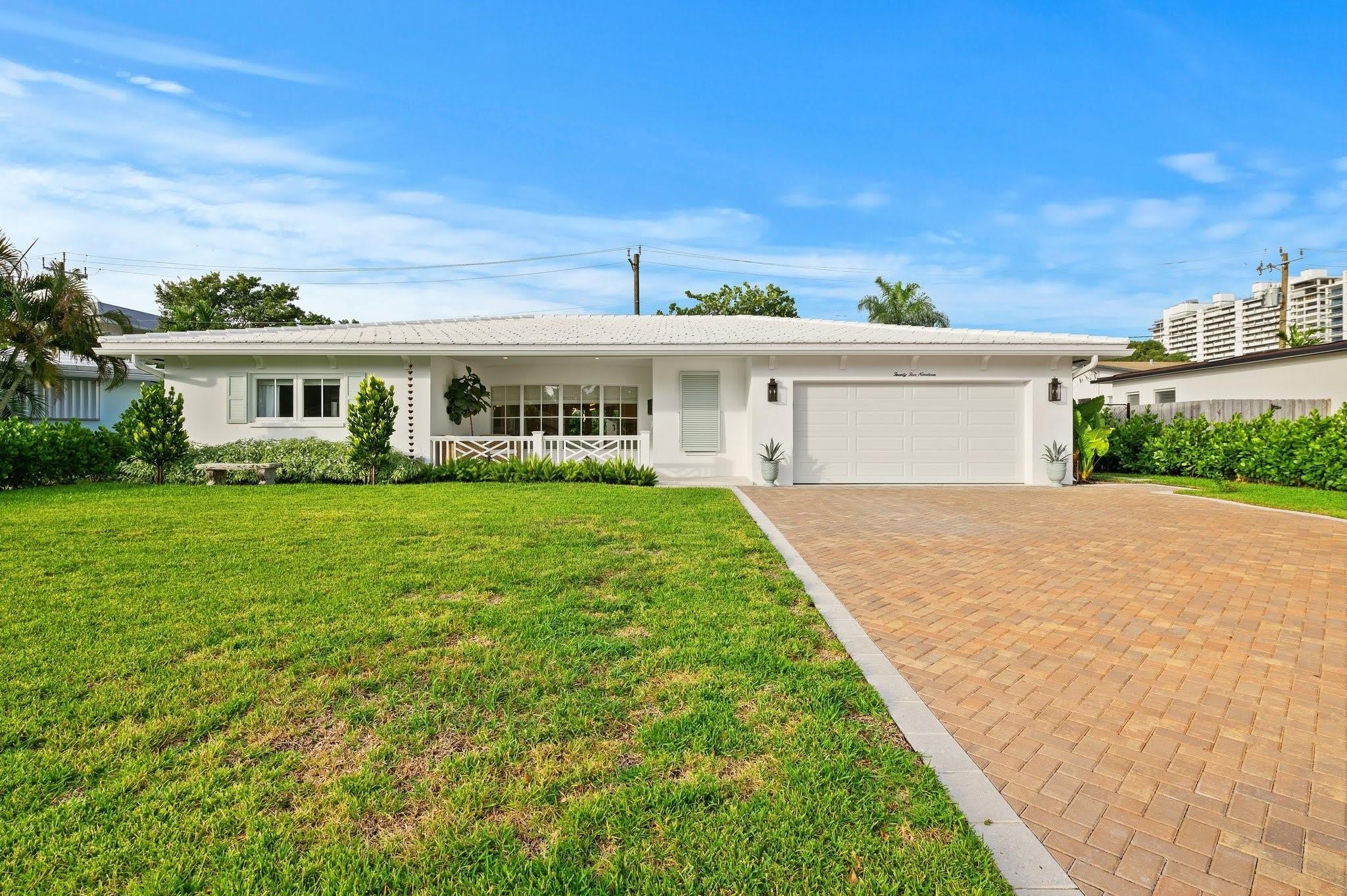 2519 NE 8TH Street – photo 1