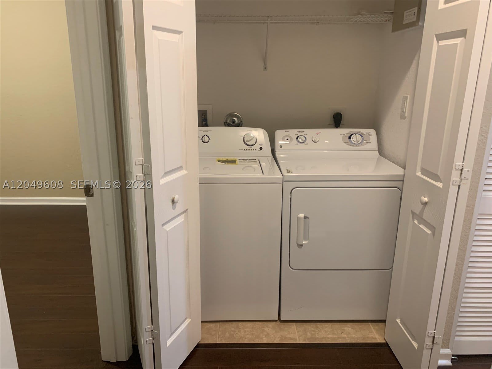 3102 NW 24th Way – photo 4