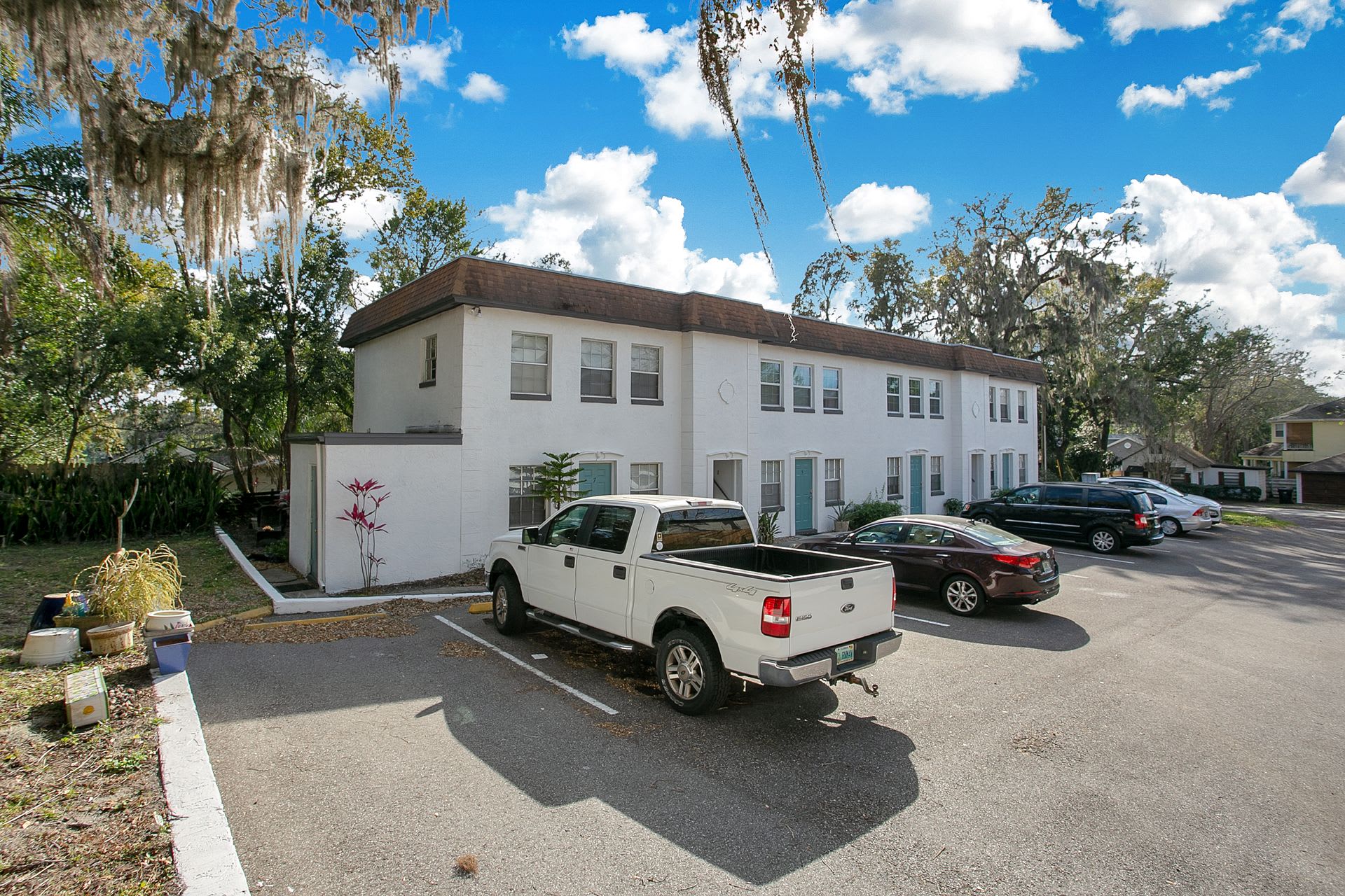 The Garden Apartments – photo 2