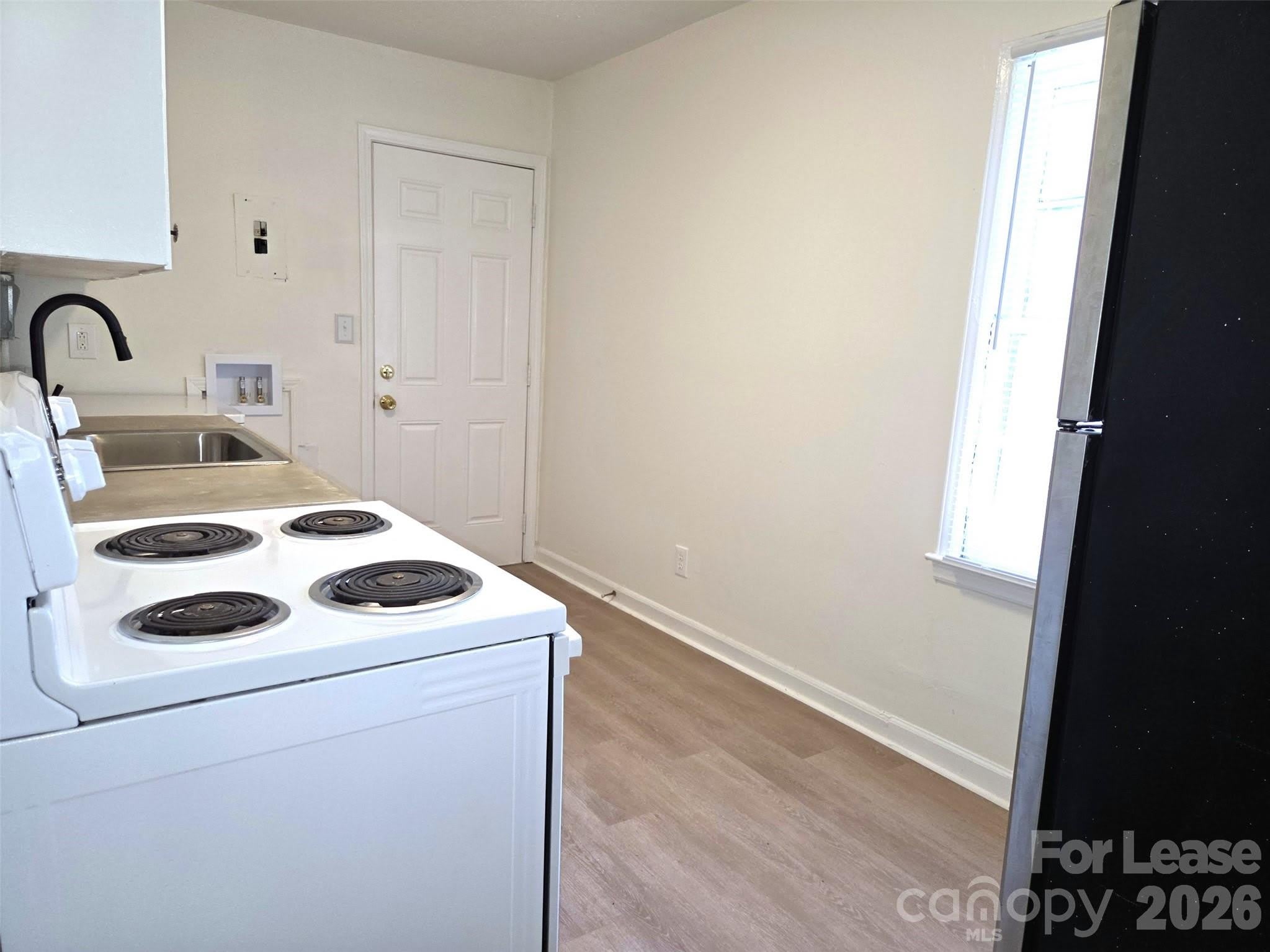 2831 Willow Street – photo 4