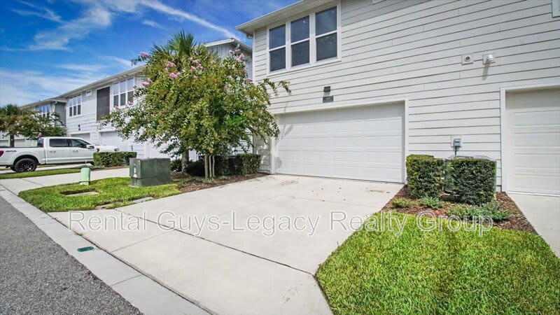 409 Crestview Drive – photo 3