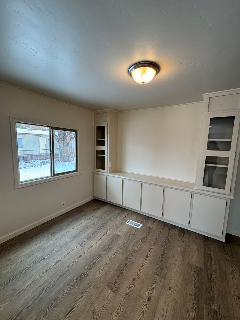 Newly renovated 1.5 years ago, 3 bed 2 bath – photo 3