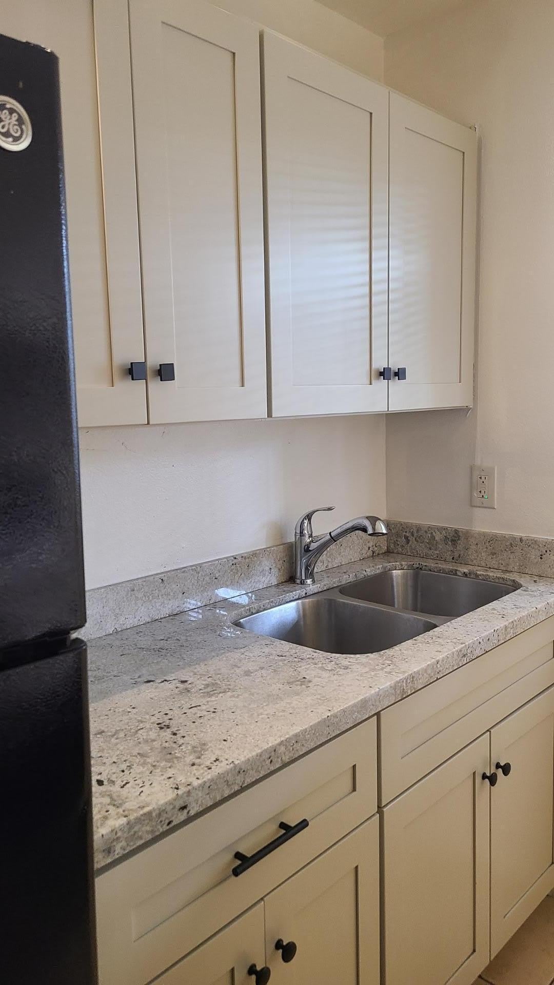 1345 E CAMPBELL Avenue – photo 2