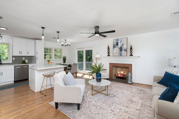2208 Banbury Street – photo 5