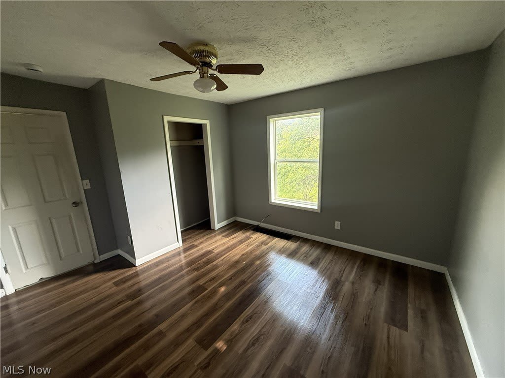 371 Beth Street – photo 3