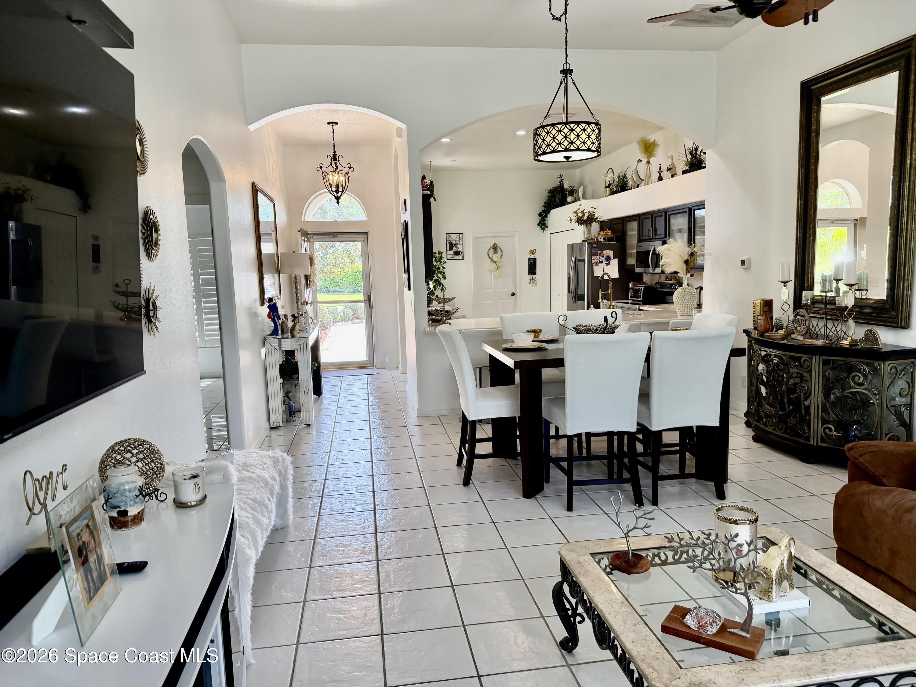 2141 Chinaberry Circle SE – photo 3