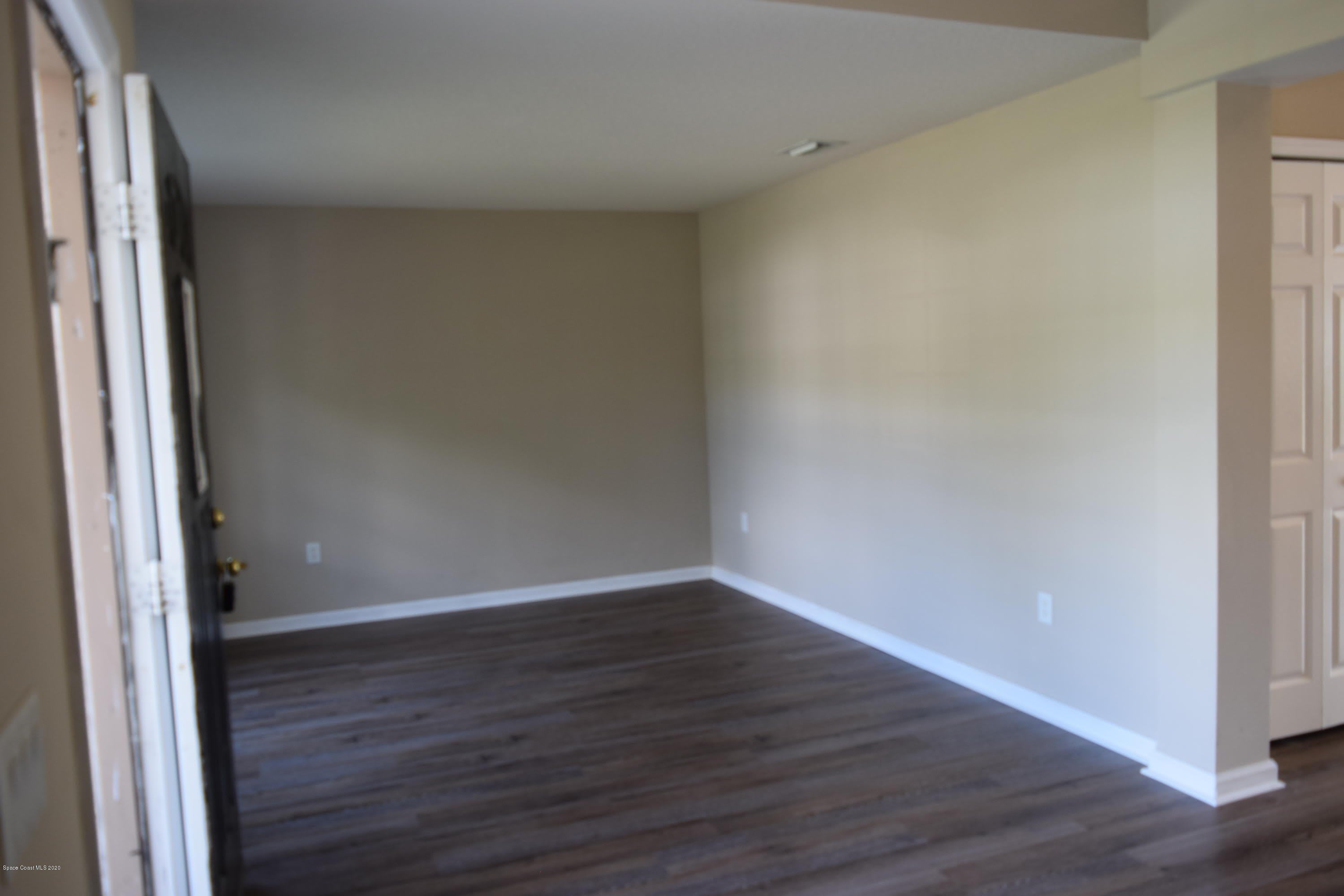 458 Fitzsimmons Street SW – photo 3
