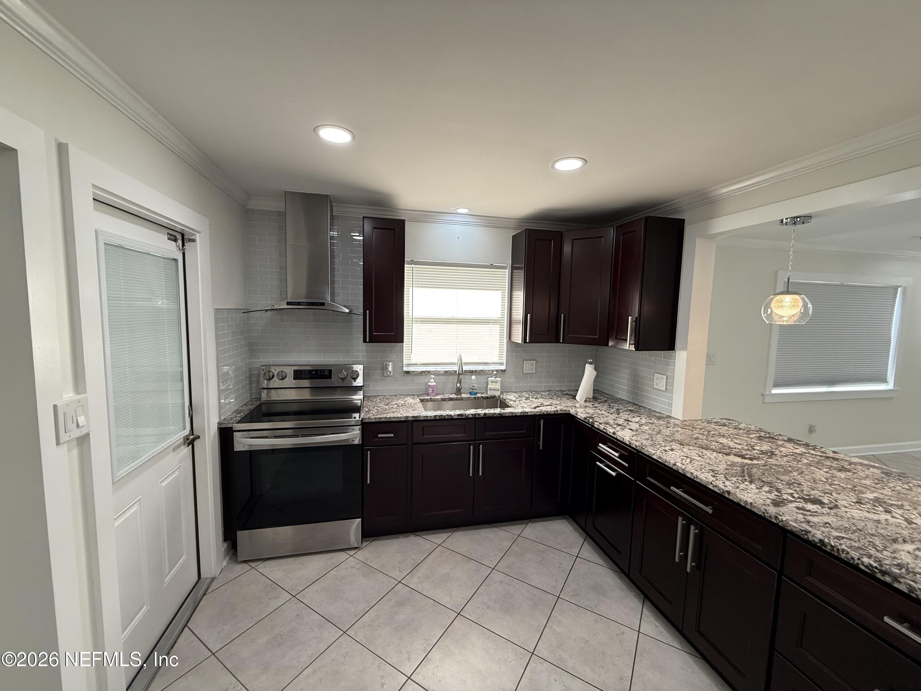 1324 GRANDVIEW Drive – photo 2