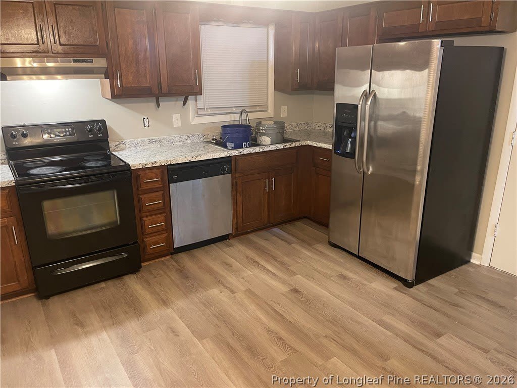 1322 worstead Drive – photo 5