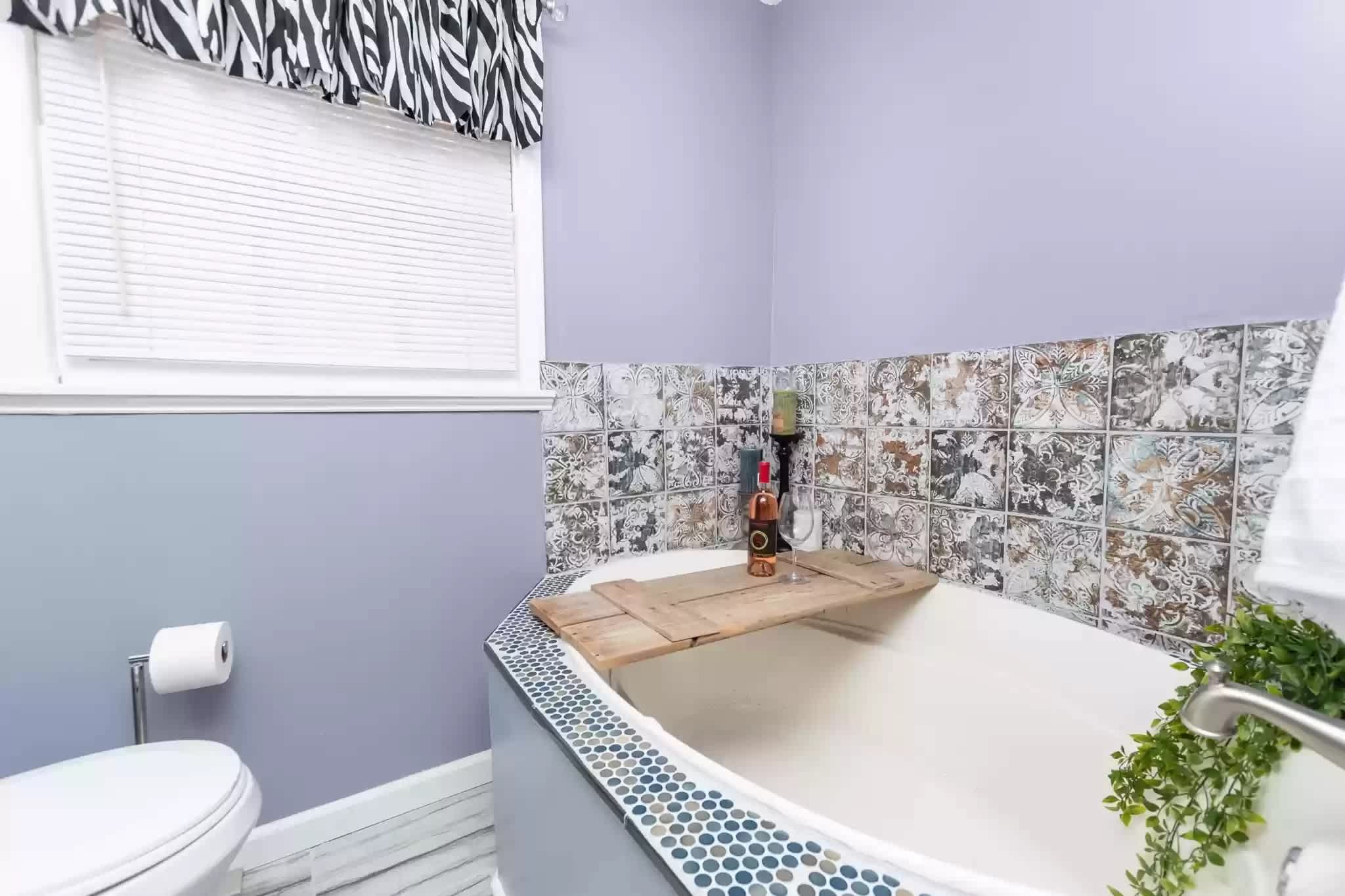 6302 East 11th Street North – photo 2